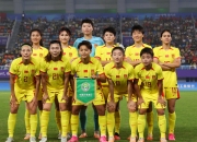 米兰APP下载-中国国家女足队员们在比赛中集体奋发精神