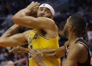 米兰体育-湖人惨败巫师，失去西部第一位置