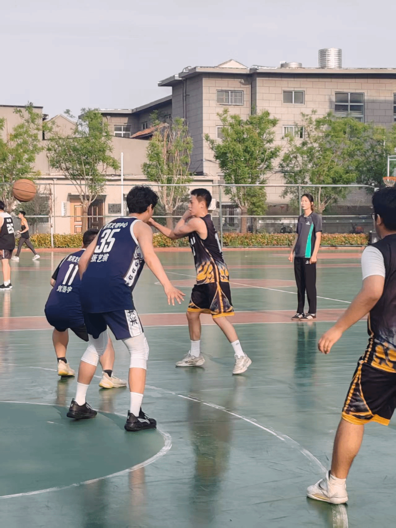 河内球队在比赛中展现实力，成功晋级