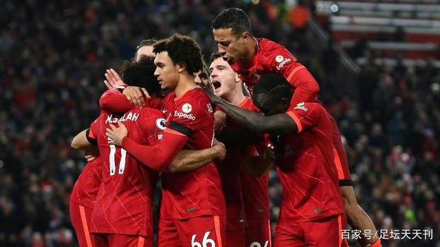 球迷们为此场强强对话而疯狂