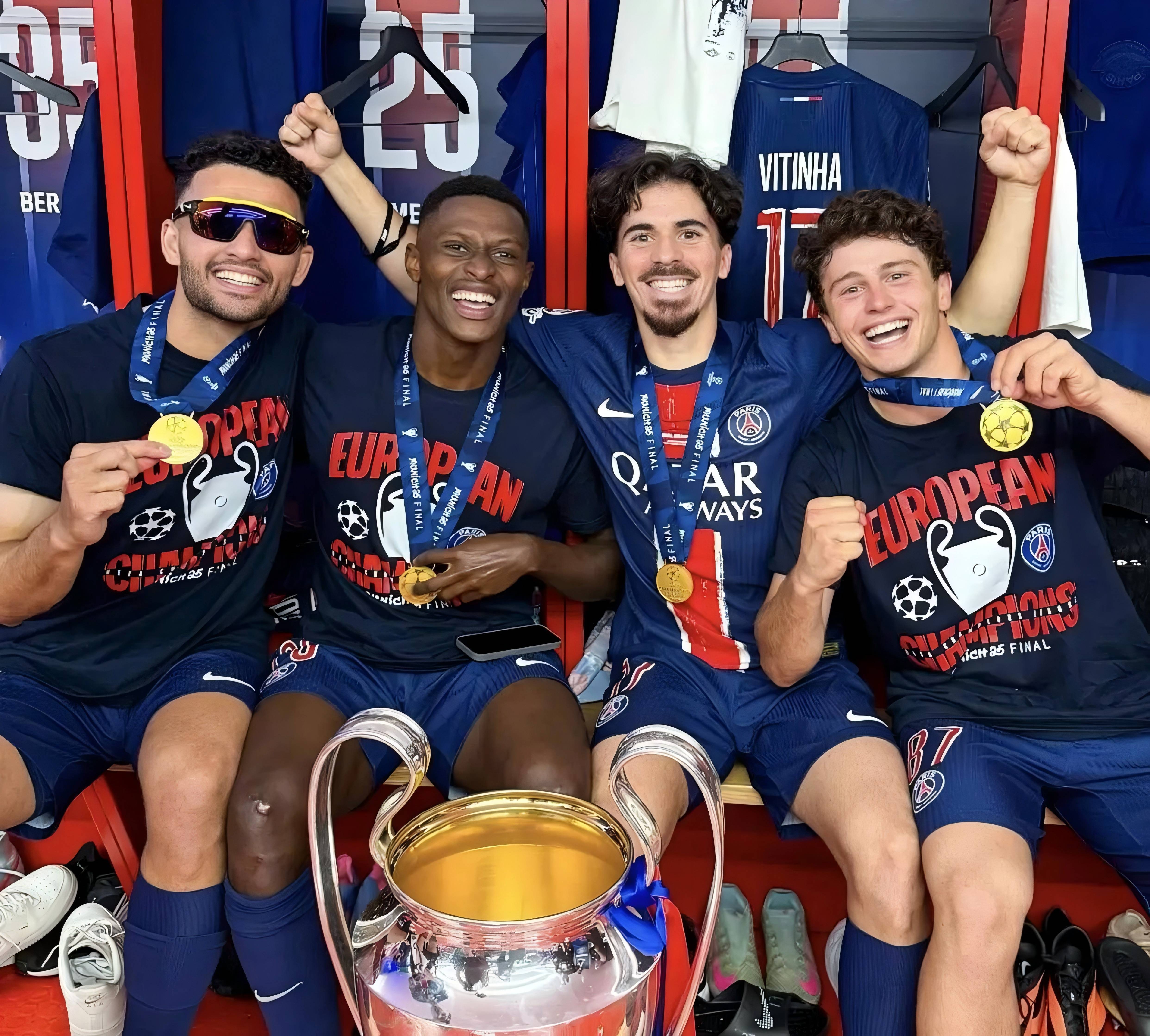 纷争不断！球场上的硝烟弥漫，胜者将闻名足坛