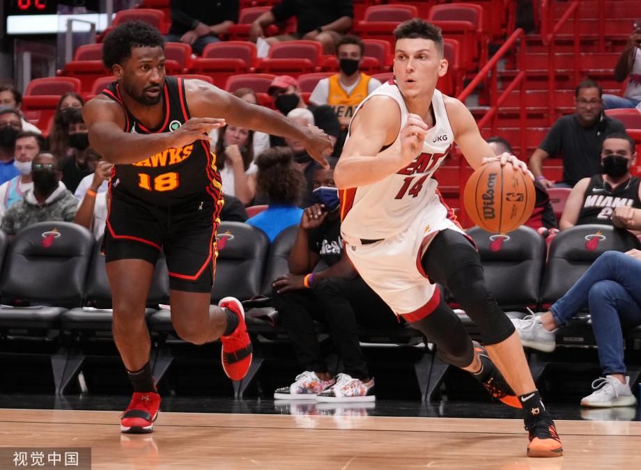 火箭大胜老鹰扭转连败