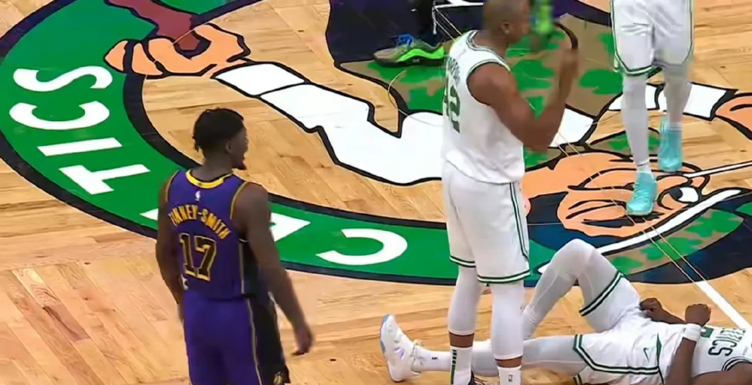 湖人惨败凯尔特人，詹姆斯轰27分