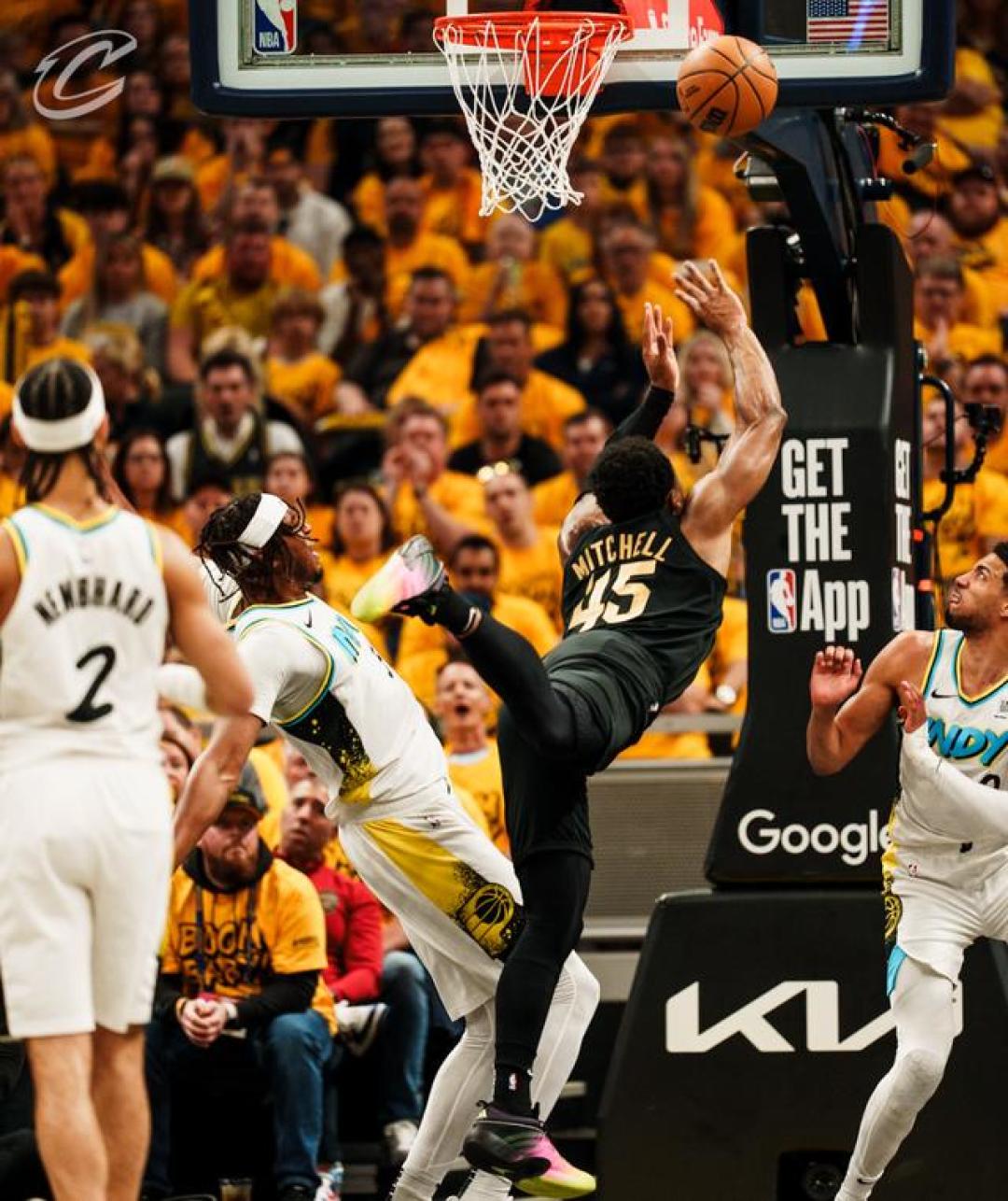 爵士力克活塞，米切尔砍下25分