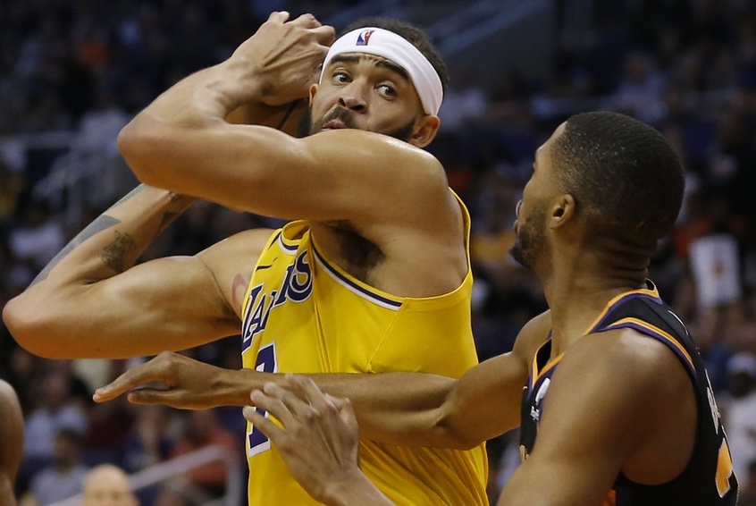 湖人惨败巫师，失去西部第一位置